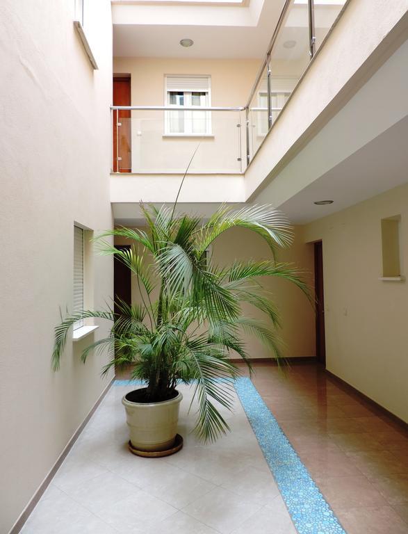 Apartamentos Dona Lucia Torremolinos Exterior photo